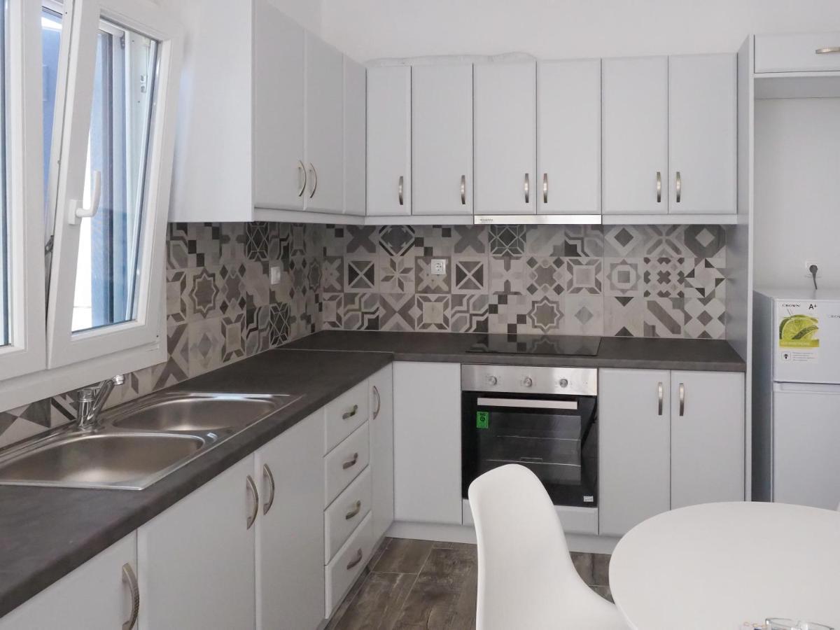 Papillon Villa Pera Gyalos ภายนอก รูปภาพ