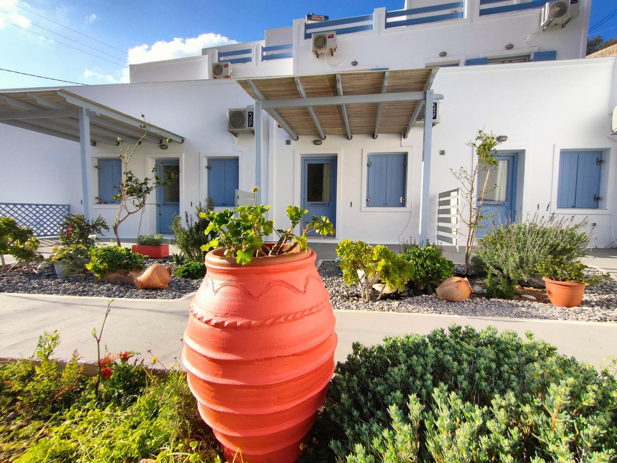 Papillon Villa Pera Gyalos ภายนอก รูปภาพ