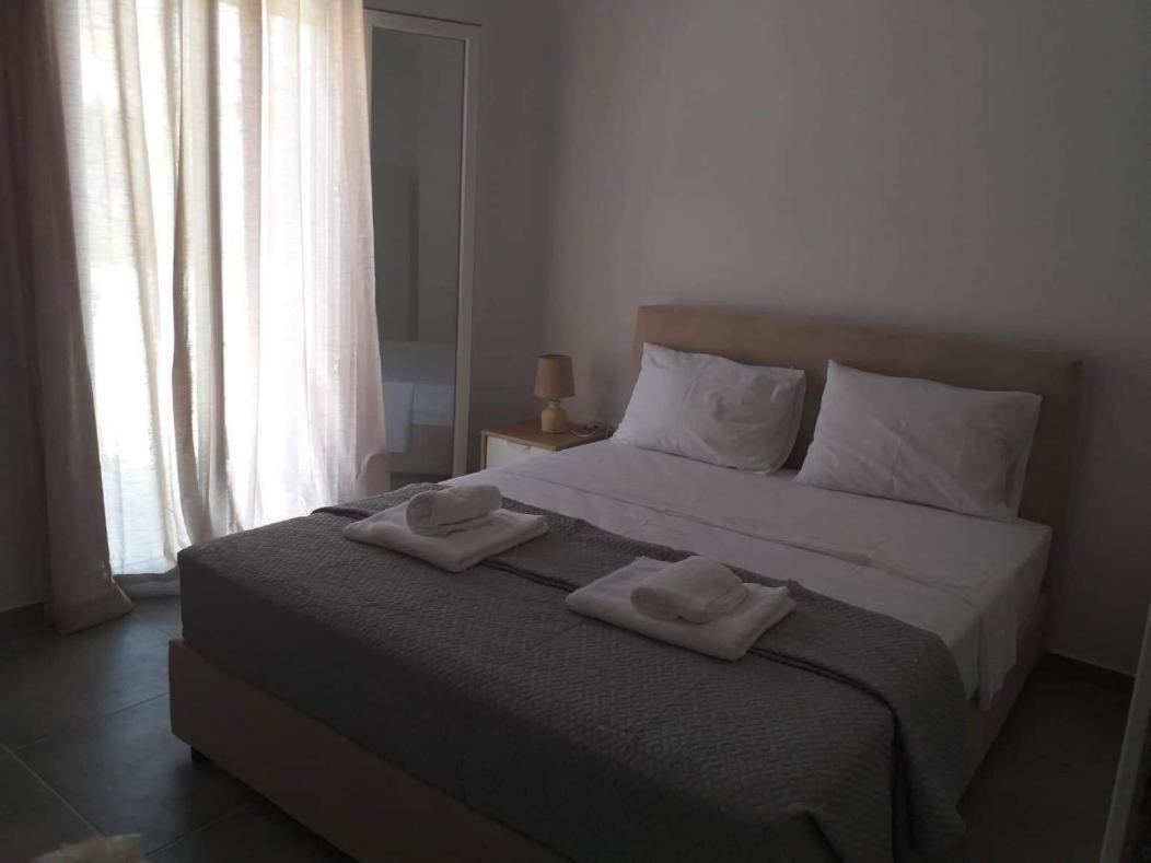 Papillon Villa Pera Gyalos ภายนอก รูปภาพ